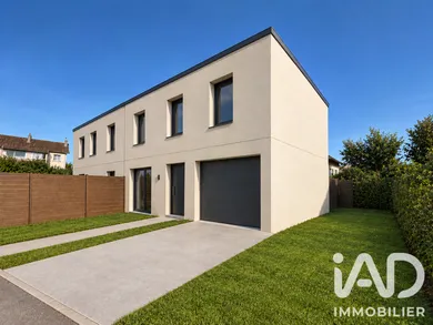 Maison à Grigny (91350)