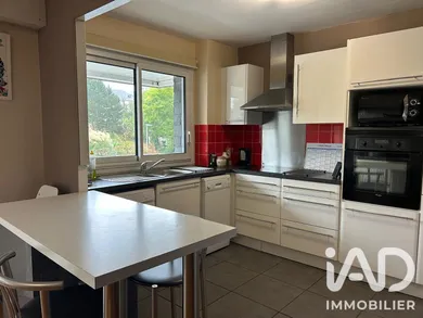 Apartment in Vannes (56000)
