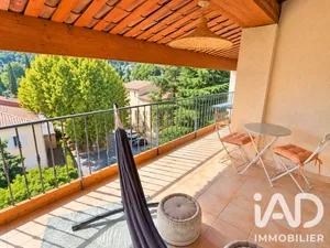 Appartement à Salernes (83690)