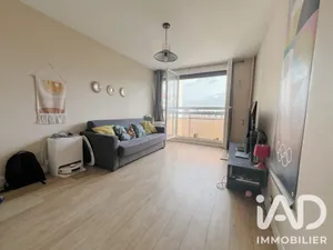 Apartment in Pantin (93500)