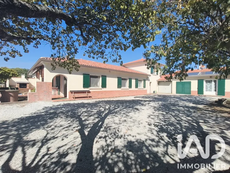 Maison 8 pièces 183 m² · à Saint-Maurice-sur-Adour · 183 m² · 298 000 €