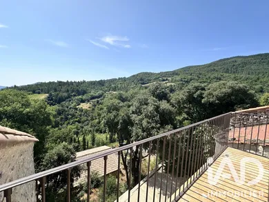 Maison de campagne à Roquebrun (34460)
