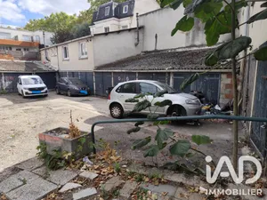 Parking à Saint-Denis (93200)
