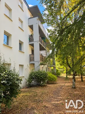 Apartment in Bègles (33130)