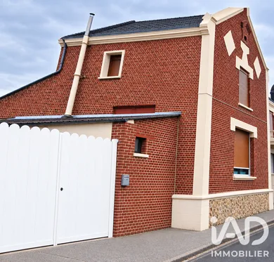 Immeuble à Athies (80200)