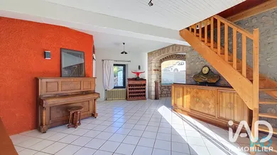 Village house in La Chaulme (63660)