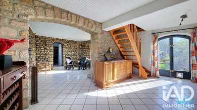 Village house in La Chaulme (63660)