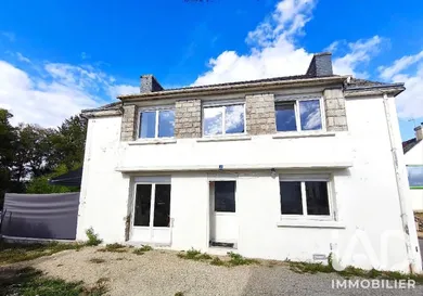Maison de ville à Saint-Thurien (29380)
