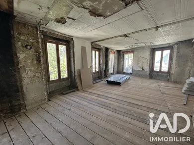 Apartment in Hauts de Bienne (39400)