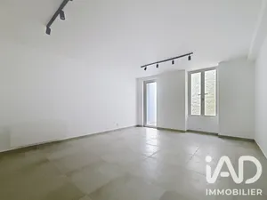 Commercial in Saint-Germain-en-Laye (78100)