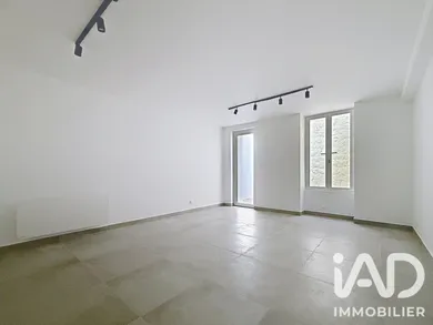 Boutique/Local commercial à Saint-Germain-en-Laye (78100)