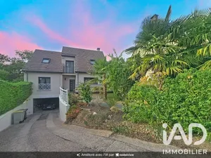 Maison de ville à Périgny (94520)