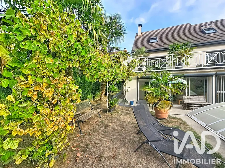 Maison 7 pièces 138 m² · à Périgny · 138 m² · 549 000 €