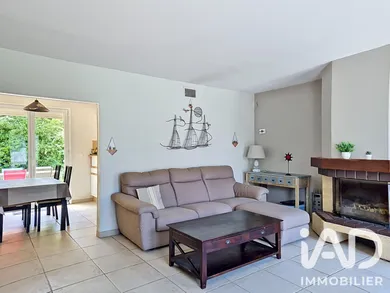 Maison à Le Mesnil-Saint-Denis (78320)