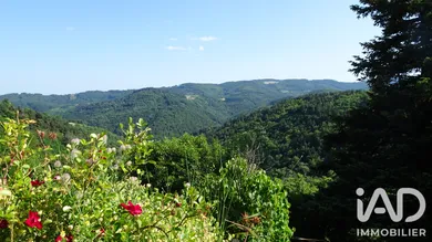 Maison de campagne à Rochepaule (07320)