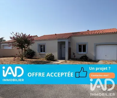 Maison à Antigny (85120)