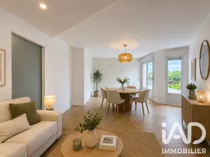 Apartment in Nantes (44300)