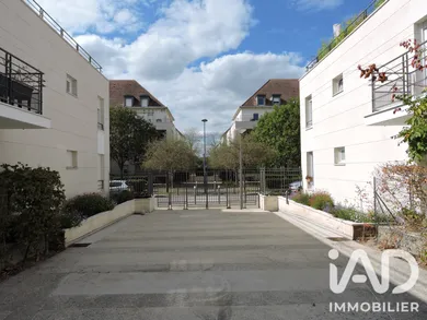 Studio à Montigny-le-Bretonneux (78180)