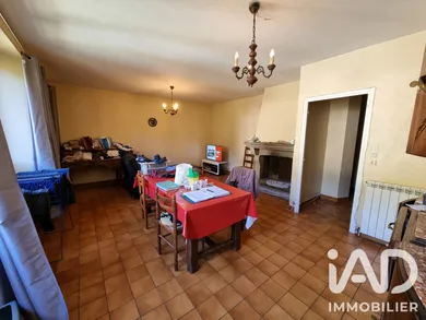 Immeuble à Coupiac (12550)