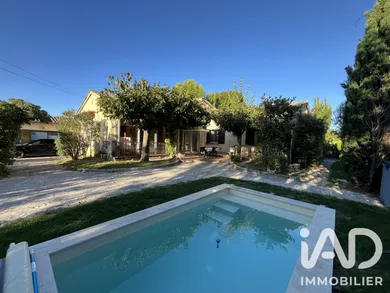 Maison traditionnelle à Valréas (84600)