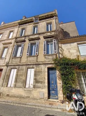 Apartment in Bordeaux (33800)