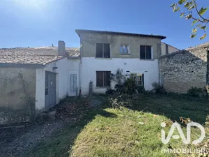 Maison de village à Rives-du-Fougerais (85410)