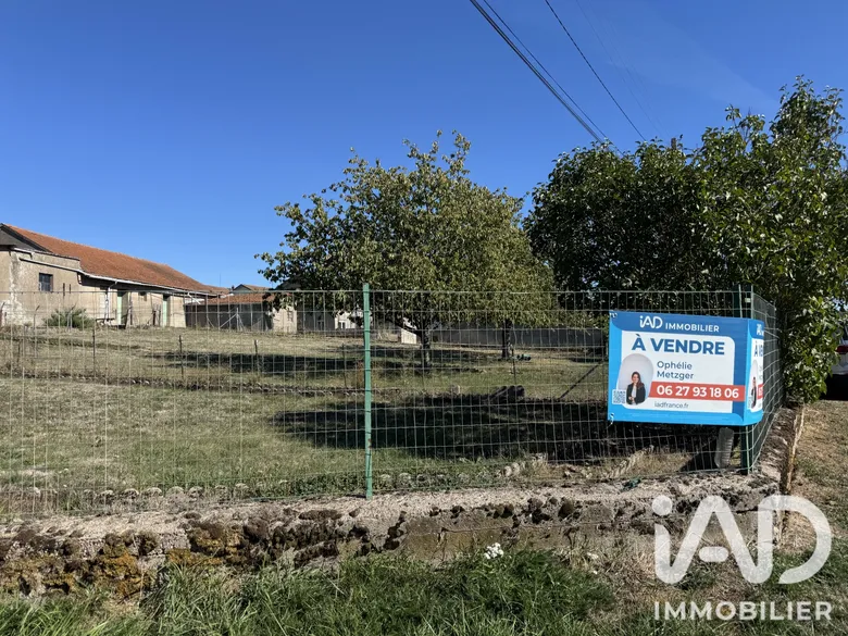 Terrain 614 m² · à Chambrey · 614 m² · 35 000 €