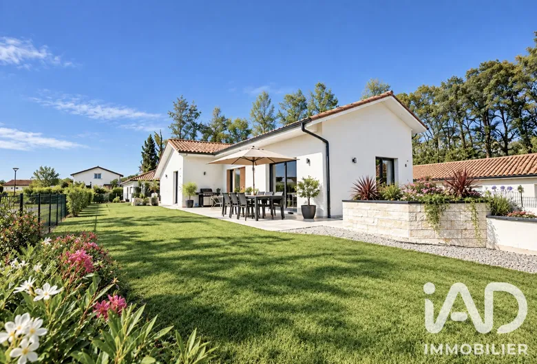 Maison 5 pièces 138 m² · à Saint-Martin-de-Hinx · 138 m² · 399 900 €
