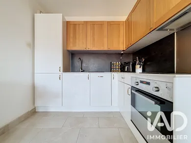 Appartement à Suresnes (92150)