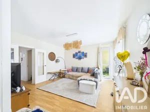 Apartment in Avon (77210)