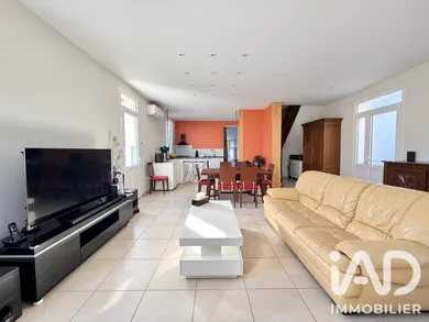 Maison de village à Sabres (40630)
