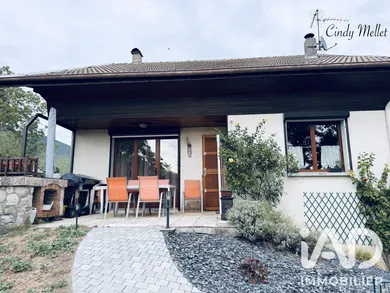 Maison traditionnelle à Thoiry (01710)