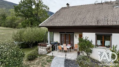 Maison traditionnelle à Thoiry (01710)