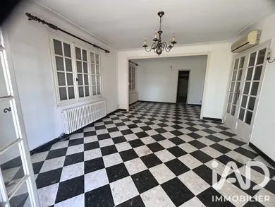 Maison traditionnelle à Aramon (30390)