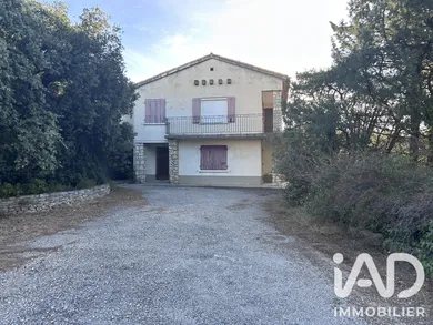 Maison traditionnelle à Aramon (30390)
