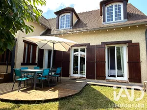 Maison traditionnelle à Rambouillet (78120)