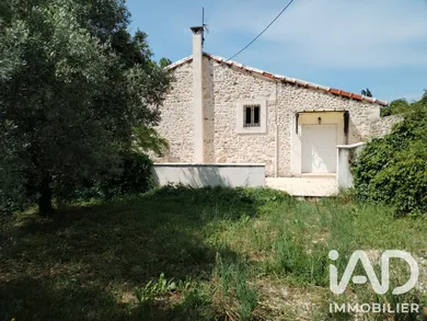 Maison traditionnelle à Châteauneuf-du-Rhône (26780)