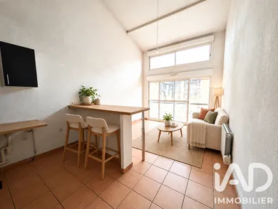 Appartement à Bordeaux (33300)