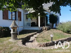 Maison à Ambrières-les-Vallées (53300)