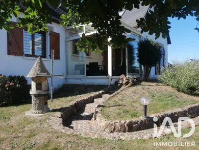Maison à Ambrières-les-Vallées (53300)