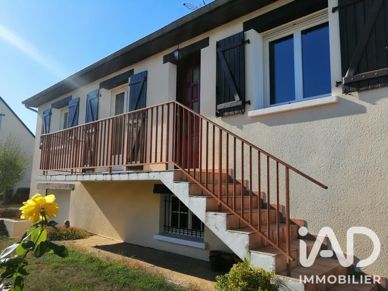 Maison 3 pièces 77 m² · à Andouillé · 77 m² · 140 000 €