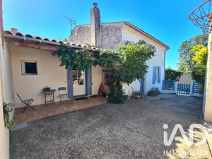 Maison de village à Saint-Sulpice-d'Arnoult (17250)