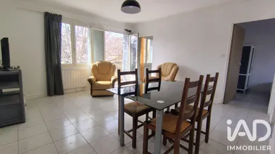 Appartement à Carpentras (84200)