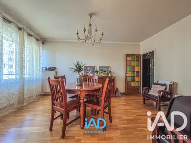 Appartement à Mantes-la-Jolie (78200)