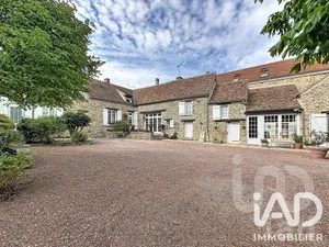 Mansion in Dammarie-lès-Lys (77190)