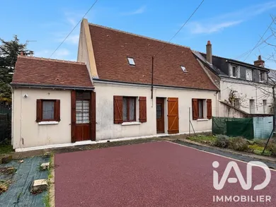 Maison de ville à Saint-Pierre-des-Corps (37700)