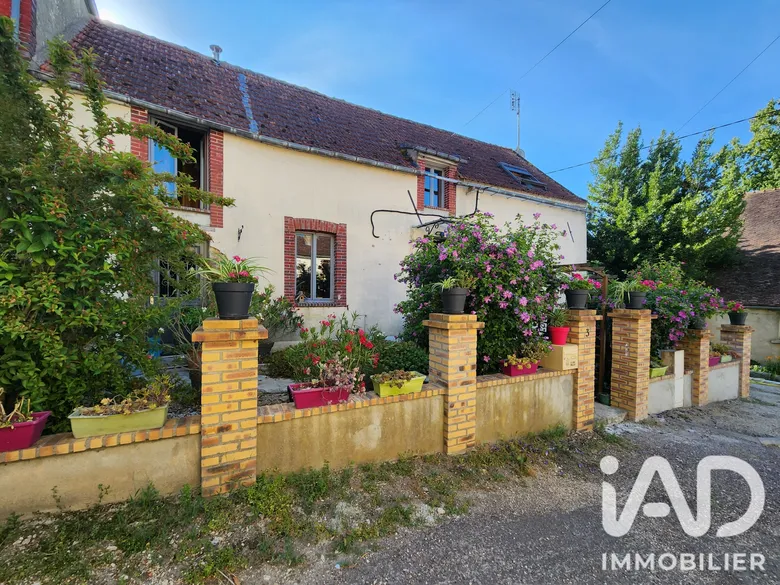Maison 10 pièces 193 m² · à Saint-Florentin · 193 m² · 190 000 €
