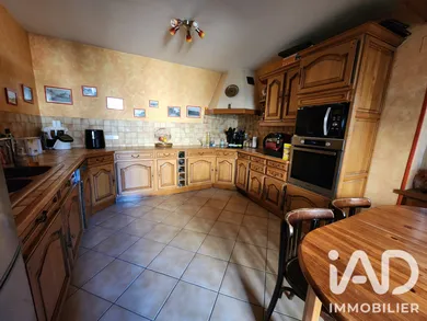 Maison de village à Saint-Florentin (89600)