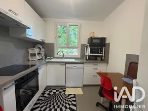 Apartment in Sainte-Geneviève-des-Bois (91700)