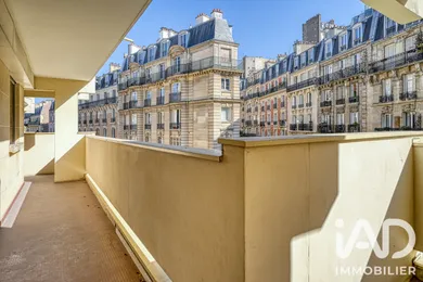 Appartement à Paris (75018)